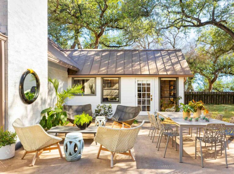 Best Modern Porch Decor in the US: Architectural Styling Guide